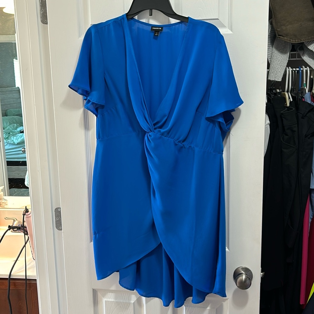 Torrid size 1 blue blouse